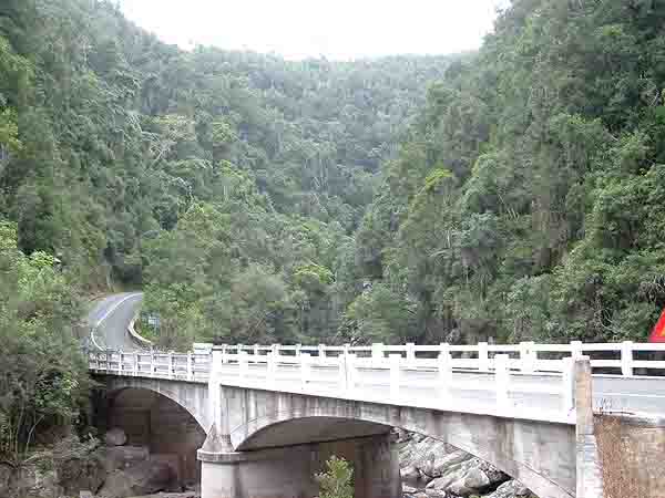   Low water bridge Bloukrans River